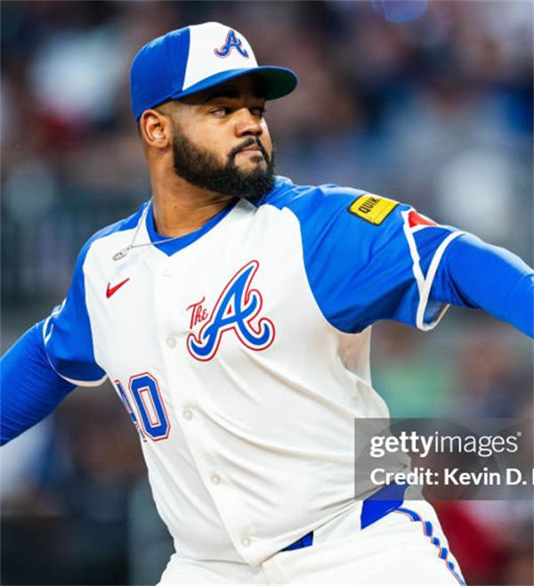 Mens Atlanta Braves #40 Reynaldo Lopez White Stitched City Connect Jersey