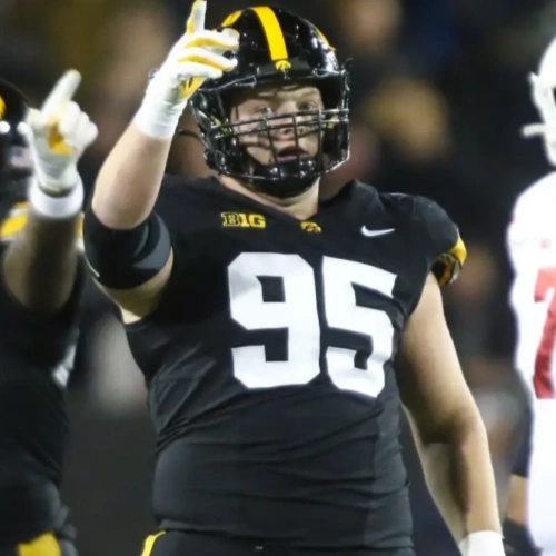 Men Youth Iowa Hawkeyes #95 Aaron Graves Nike Black College Football Game Jersey