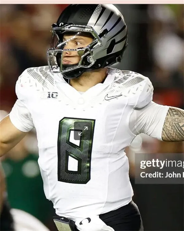 Oregon Ducks #8 Dylan Raiola 2026 White Alternate Game Football Jersey