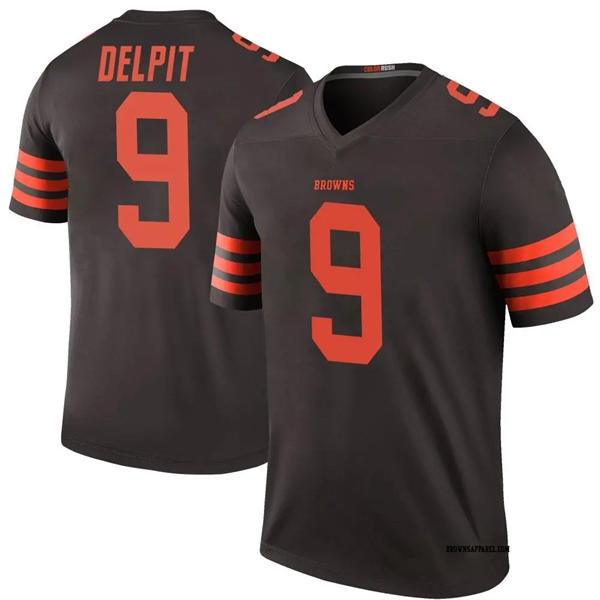 Mens Cleveland Browns #9 Grant Delpit Nike Brown Alternate Player Vapor Limited Jersey